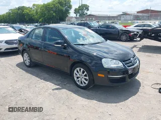 2010 Volkswagen Jetta SEL с VIN 3VWRX7AJ5AM098246, выставлен на аукционе IAAI как лот 42797172 с пробегом 160 972 миль миль и . История ставок и продаж доступна на DreamBid. Изображение 1.