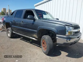 2004 Chevrolet Avalanche Z71 z VIN 3GNEK12TX4G106137, wystawiony jako IAAI lot #42294434 z przebiegiem 158 854 mil mil oraz . Historia ofert i sprzedaży dostępna na DreamBid. Obrazek 1.