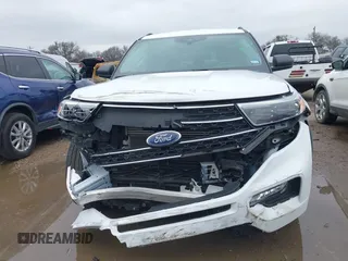 2023 Ford Explorer XLT with VIN 1FMSK7DH9PGB19853, listed as a IAAI auction lot 41568203 with 30,094 mi miles. Bid and sale history available at carsss.com. Image 13.