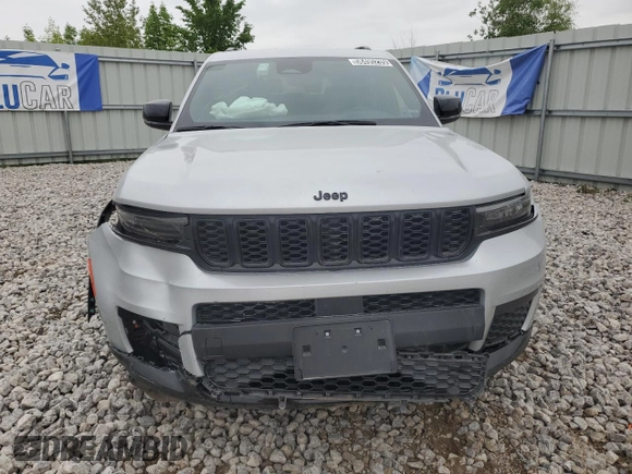 2024 Jeep Grand Cherokee Altitude with VIN 1C4RJKAG9R8553627, listed as a Copart auction lot 58495235 with 29,365 mi miles and Clean title. Bid and sale history available at DreamBid. Image 5.