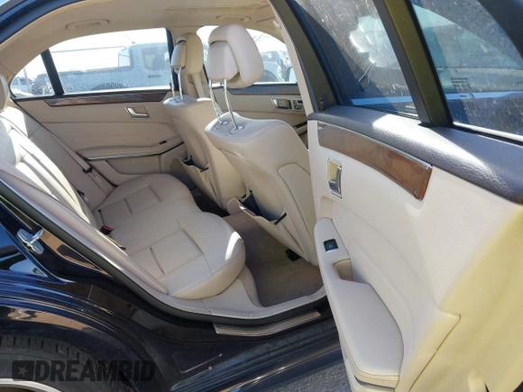 2014 Mercedes-Benz E-Class E 350 Sport with VIN WDDHF5KB0EA789299, listed as a IAAI auction lot 41763844 with 105,253 mi miles. Bid and sale history available at carsss.com. Image 8.