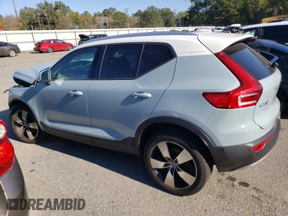 2019 Volvo XC40 Momentum z VIN YV4162XZ0K2004248, wystawiony jako Copart lot #67980802 z przebiegiem 69 296 mil mil oraz . Historia ofert i sprzedaży dostępna na DreamBid. Obrazek 2.