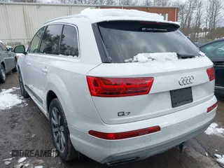 2019 Audi Q7 Premium Plus with VIN WA1LHAF78KD043829, listed as a IAAI auction lot 41431554 with 72,146 mi miles and . Bid and sale history available at DreamBid. Image 3.