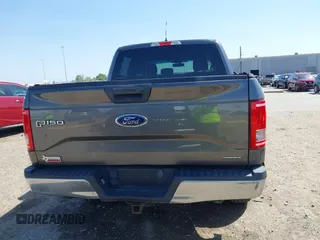 2015 Ford F-150 XLT with VIN 1FTEW1EF4FKE72884, listed as a IAAI auction lot 41833903 with 196,597 mi miles. Bid and sale history available at carsss.com. Image 17.