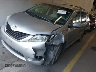 2012 Toyota Sienna LE AAS with VIN 5TDKK3DCXCS271299, listed as a IAAI auction lot 41376742 with 134,968 mi miles. Bid and sale history available at carsss.com. Image 17.