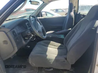 2004 Dodge Dakota with VIN 1D7FL16K34S555699, listed as a Copart auction lot 47423785 with 0 mi miles and Salvage Title. Bid and sale history available at carsss.com. Image 7.