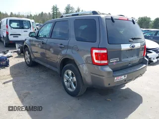2011 Ford Escape Limited with VIN 1FMCU9EG6BKB01025, listed as a IAAI auction lot 42136708 with 210,349 mi miles. Bid and sale history available at carsss.com. Image 3.
