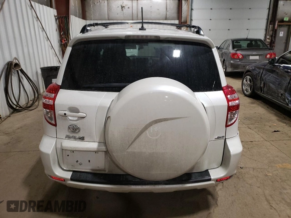 2012 Toyota RAV4 Limited z VIN 2T3DK4DV2CW088574, wystawiony jako Copart lot #62393385 z przebiegiem Nie podano mil oraz Szkoda całkowita • Salvage title. Historia ofert i sprzedaży dostępna na DreamBid. Obrazek 6.