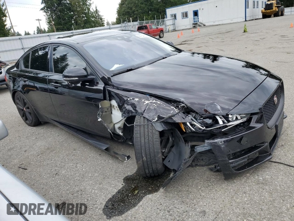 2017 Jaguar XE 35t Prestige with VIN SAJAK4BVXHA948749, listed as a Copart auction lot 68184864 with 59,695 mi miles and Salvage Title. Bid and sale history available at carsss.com. Image 4.