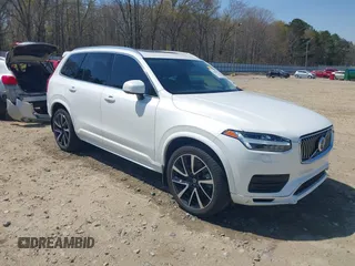 2022 Volvo XC90 Momentum with VIN YV4A22PK9N1797025, listed as a IAAI auction lot 41907883 with 32,482 mi miles. Bid and sale history available at carsss.com. Image 1.