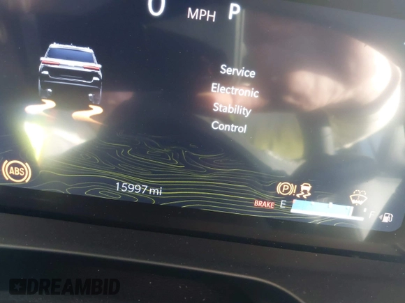 2024 Jeep Grand Cherokee Limited with VIN 1C4RJKBG3R8939135, listed as a IAAI auction lot 41283320 with 15,997 mi miles and . Bid and sale history available at DreamBid. Image 16.