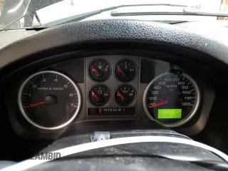 2004 Ford F-150 XLT with VIN 1FTPW14574KD92462, listed as a Copart auction lot 49881835 with 149,643 mi miles and Salvage Title. Bid and sale history available at carsss.com. Image 9.