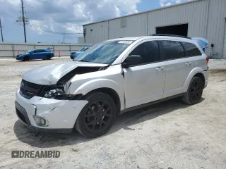2013 Dodge Journey SXT with VIN 3C4PDCBG4DT685370, listed as a Copart auction lot 61353335 with 193,973 mi miles and Salvage title. Bid and sale history available at DreamBid. Image 1.