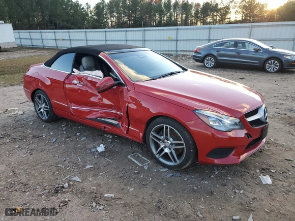 2015 Mercedes-Benz E-Class E 400 with VIN WDDKK6FF2FF302399, listed as a Copart auction lot 81930564 with 12,716 mi miles and Salvage Title. Bid and sale history available at carsss.com. Image 4.