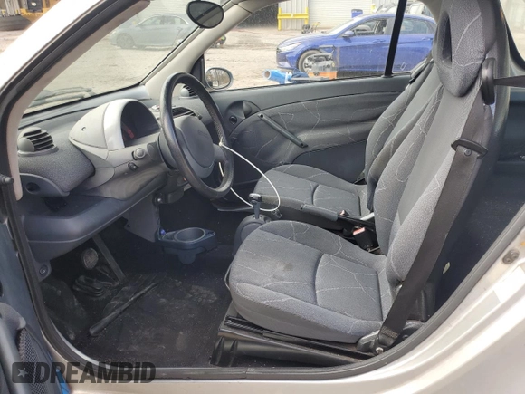 2006 Smart fortwo with VIN WME4503321J273497, listed as a Copart auction lot 83279784 with 51,749 mi miles and Non Repairable. Bid and sale history available at DreamBid. Image 7.