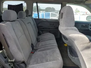 2005 Honda Pilot EX with VIN 5FNYF18495B067400, listed as a Copart auction lot 55572315 with 323,703 mi miles and Clean Title. Bid and sale history available at DreamBid. Image 11.