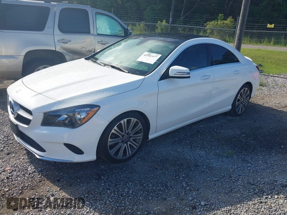 2018 Mercedes-Benz CLA 250 z VIN WDDSJ4EB7JN694154, wystawiony jako IAAI lot #42501977 z przebiegiem 55 294 mil mil oraz . Historia ofert i sprzedaży dostępna na DreamBid. Obrazek 17.