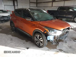 2019 Nissan Kicks SV with VIN 3N1CP5CU5KL538223, listed as a IAAI auction lot 41271401 with 89,192 mi miles. Bid and sale history available at carsss.com. Image 1.