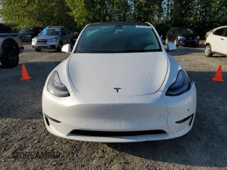 2022 Tesla Model Y Long Range with VIN 7SAYGAEE7NF376795, listed as a Copart auction lot 55113135 with 66,796 mi miles and Salvage Title. Bid and sale history available at carsss.com. Image 5.