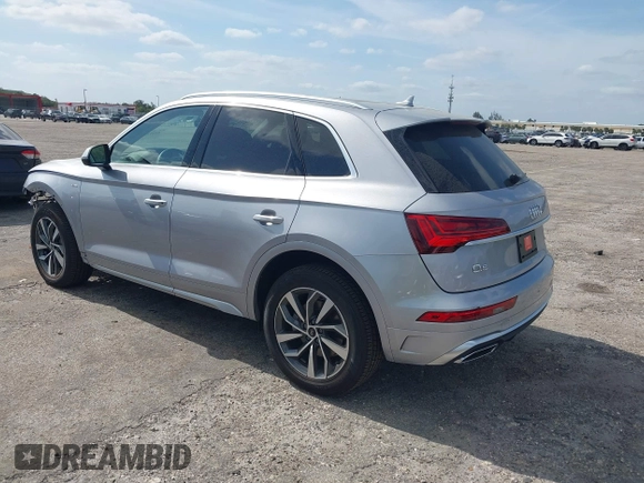 2024 Audi Q5 S line Premium with VIN WA1GAAFY9R2140669, listed as a IAAI auction lot 42092210 with 4,326 mi miles and . Bid and sale history available at DreamBid. Image 3.