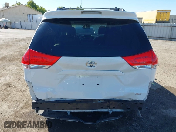 2012 Toyota Sienna XLE AAS with VIN 5TDYK3DC6CS240285, listed as a IAAI auction lot 42778248 with 122,091 mi miles and . Bid and sale history available at DreamBid. Image 17.