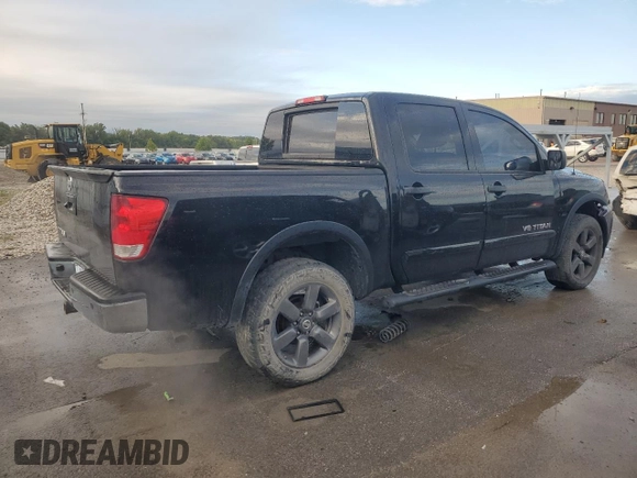 2015 Nissan Titan SV z VIN 1N6BA0EC0FN503240, wystawiony jako Copart lot #72539284 z przebiegiem 149 416 mil mil oraz Szkoda całkowita • Salvage title. Historia ofert i sprzedaży dostępna na DreamBid. Obrazek 3.