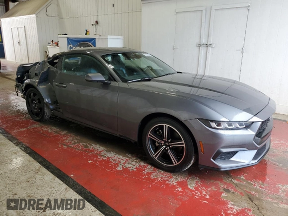 2024 Ford Mustang EcoBoost with VIN 1FA6P8THXR5121243, listed as a Copart auction lot 60840035 with 31,600 mi miles and Clean title. Bid and sale history available at DreamBid. Image 4.