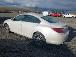 2016 Buick Regal with VIN 2G4GL5EX9G9190255, listed as a IAAI auction lot 41702774 with 134,365 mi miles. Bid and sale history available at carsss.com. Image 3.