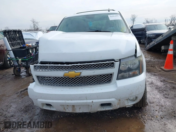 2009 Chevrolet Tahoe LTZ with VIN 1GNFK33079R293963, listed as a IAAI auction lot 41662695 with 185,408 mi miles and . Bid and sale history available at DreamBid. Image 12.