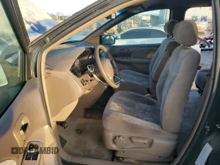 2002 Toyota Sienna LE with VIN 4T3ZF13C72U493367, listed as a Copart auction lot 46255805 with 167,425 mi miles and Salvage title. Bid and sale history available at DreamBid. Image 7.