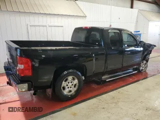 2008 Chevrolet Silverado 1500 1LT with VIN 2GCEK19J081129728, listed as a Copart auction lot 52635075 with 106,412 mi miles and Salvage Title. Bid and sale history available at DreamBid. Image 3.