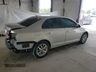2010 Volkswagen Jetta SEL z VIN 3VWRX7AJ4AM100858, wystawiony jako Copart lot #60695995 z przebiegiem 158 477 mil mil oraz Szkoda całkowita • Salvage title. Historia ofert i sprzedaży dostępna na DreamBid. Obrazek 3.