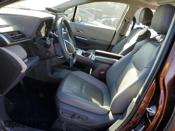 2021 Toyota Sienna Limited with VIN 5TDZSKFC2MS029694, listed as a Copart auction lot 86197064 with 27,881 mi miles and Salvage Title. Bid and sale history available at DreamBid. Image 7.
