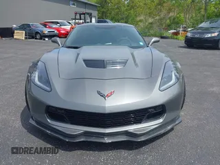 2016 Chevrolet Corvette Z06 3LZ z VIN 1G1YU2D64G5603623, wystawiony jako IAAI lot #42399690 z przebiegiem 40 374 mil mil oraz . Historia ofert i sprzedaży dostępna na DreamBid. Obrazek 12.