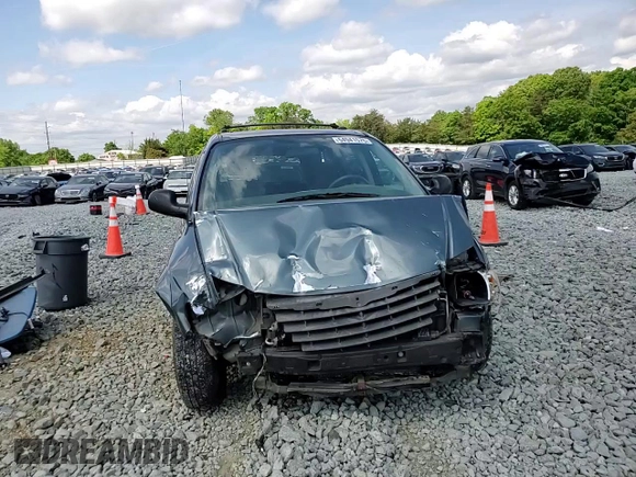 2005 Chrysler Town & Country Touring z VIN 2C4GP54L05R524614, wystawiony jako Copart lot #54941575 z przebiegiem 300 918 mil mil oraz Szkoda całkowita • Salvage title. Historia ofert i sprzedaży dostępna na DreamBid. Obrazek 14.