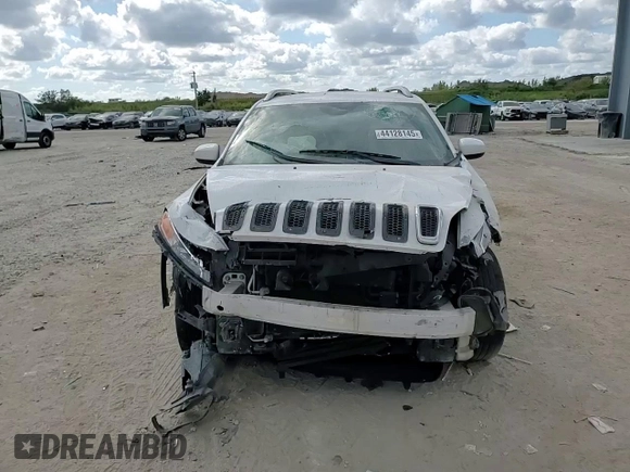 2016 Jeep Cherokee Latitude with VIN 1C4PJLCB9GW376343, listed as a Copart auction lot 44128145 with 94,471 mi miles and Salvage Title. Bid and sale history available at carsss.com. Image 12.