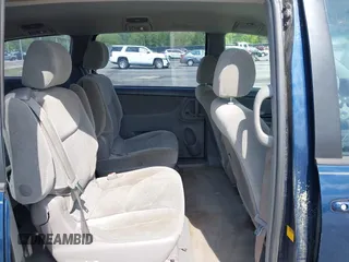 2005 Toyota Sienna CE with VIN 5TDZA23C65S290321, listed as a IAAI auction lot 42006996 with 161,256 mi miles. Bid and sale history available at carsss.com. Image 8.