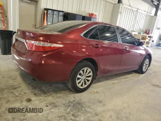 2015 Toyota Camry XLE with VIN 4T1BF1FK1FU972435, listed as a Copart auction lot 41929005 with Not Provided miles and Clean Title. Bid and sale history available at carsss.com. Image 3.