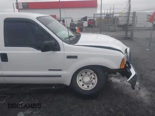 1999 Ford F-350 XL с VIN 1FTSW30F3XED77481, выставлен на аукционе IAAI как лот 41465113 с пробегом 204 086 миль миль и . История ставок и продаж доступна на DreamBid. Изображение 17.