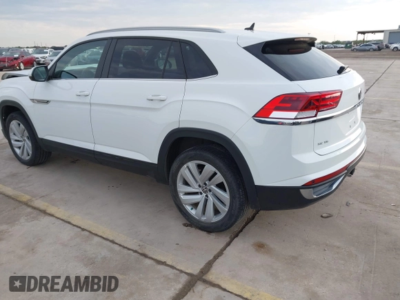 2021 Volkswagen Atlas SE with VIN 1V2JE2CA4MC232349, listed as a IAAI auction lot 42315381 with 32,755 mi miles and . Bid and sale history available at DreamBid. Image 3.