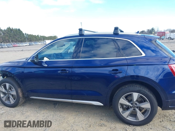 2024 Audi Q5 Premium with VIN WA1ABAFYXR2004201, listed as a IAAI auction lot 40997985 with 9,084 mi miles and . Bid and sale history available at DreamBid. Image 15.