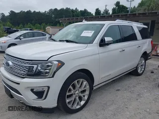 2019 Ford Expedition Max Platinum z VIN 1FMJK1MT1KEA00308, wystawiony jako IAAI lot #42299341 z przebiegiem 114 994 mil mil oraz . Historia ofert i sprzedaży dostępna na DreamBid. Obrazek 17.