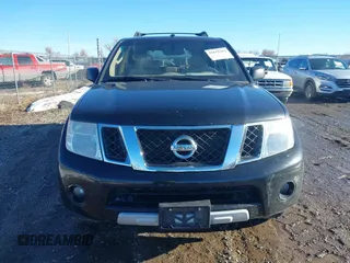 2012 Nissan Pathfinder LE z VIN 5N1AR1NB9CC638403, wystawiony jako IAAI lot #41612262 z przebiegiem Nie podano mil oraz . Historia ofert i sprzedaży dostępna na DreamBid. Obrazek 12.