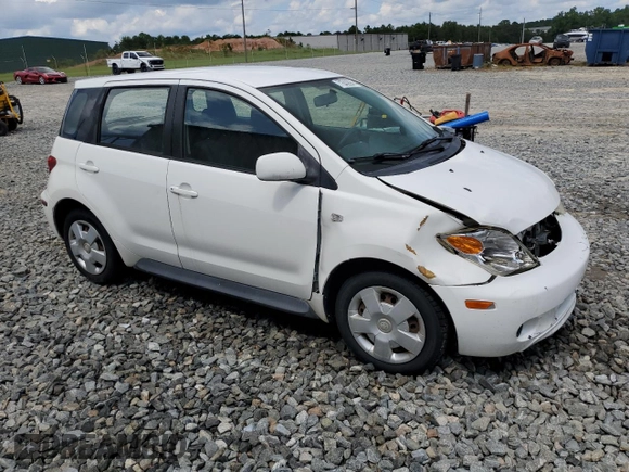 2004 Scion xA z VIN JTKKT624040076531, wystawiony jako Copart lot #71540894 z przebiegiem 161 257 mil mil oraz Szkoda całkowita • Salvage title. Historia ofert i sprzedaży dostępna na DreamBid. Obrazek 4.