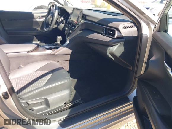 2022 Toyota Camry SE with VIN 4T1S11AK7NU054502, listed as a IAAI auction lot 41857044 with 55,585 mi miles and . Bid and sale history available at DreamBid. Image 5.