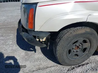 2004 Cadillac Escalade с VIN 1GYEC63TX4R299594, выставлен на аукционе IAAI как лот 41833184 с пробегом 320 822 миль миль и . История ставок и продаж доступна на DreamBid. Изображение 13.
