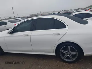 2018 Mercedes-Benz E 300 with VIN WDDZF4JB6JA388852, listed as a IAAI auction lot 41960710 with 64,439 mi miles and . Bid and sale history available at DreamBid. Image 14.