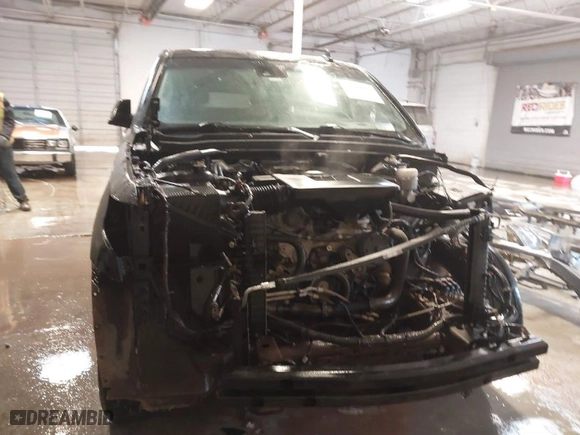 2016 Chevrolet Suburban LT with VIN 1GNSKHKC1GR109217, listed as a IAAI auction lot 41541377 with 213,195 mi miles. Bid and sale history available at carsss.com. Image 13.