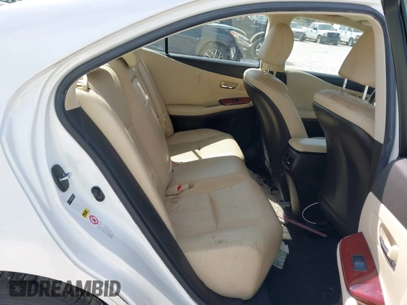 2010 Lexus HS with VIN JTHBB1BA9A2002350, listed as a IAAI auction lot 42072815 with 156,603 mi miles. Bid and sale history available at carsss.com. Image 8.
