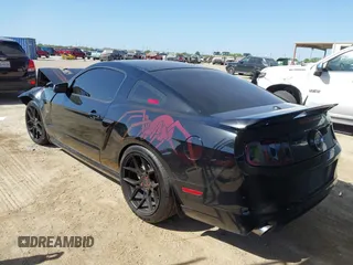 2014 Ford Mustang GT with VIN 1ZVBP8CF6E5309367, listed as a IAAI auction lot 42013913 with 147,786 mi miles and . Bid and sale history available at DreamBid. Image 3.